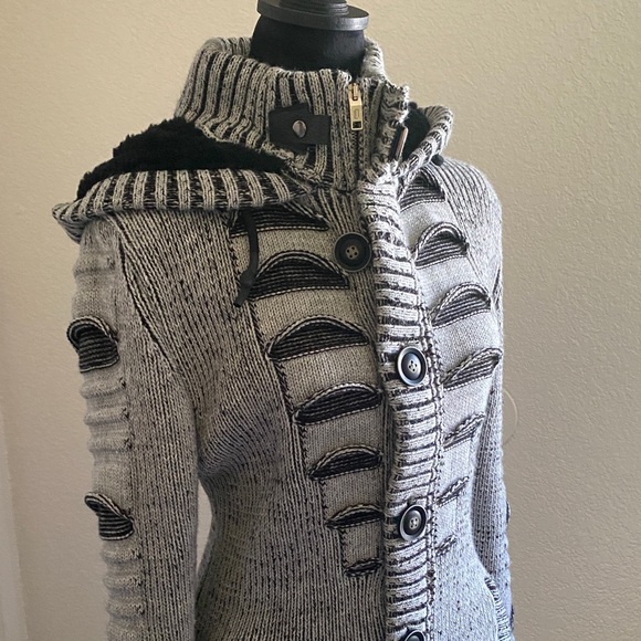 Gray Knit Hooded Cardigan with Buckle Details - Picture 1 of 8